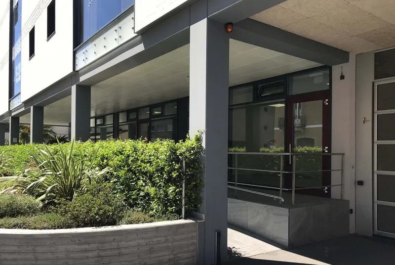 NEGOZIO IN AFFITTO ZONA UNIVERSITARIA A LUGANO, foto 2