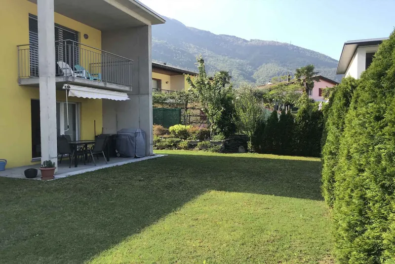 CASA MODERNA DI 5.5 LOCALI CON GIARDINO PRIVATO A SIGIRINO, foto 2