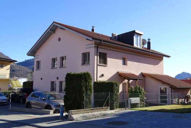 AMPIA MANSARDA 2.5 LOCALI SENZA FINITURE A LUGANO CANOBBIO, foto 3