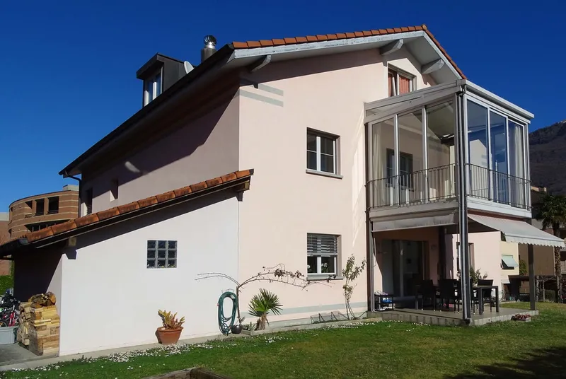 AMPIO 4.5 LOCALI CON GIARDINO D'INVERNO A CANOBBIO, foto 2