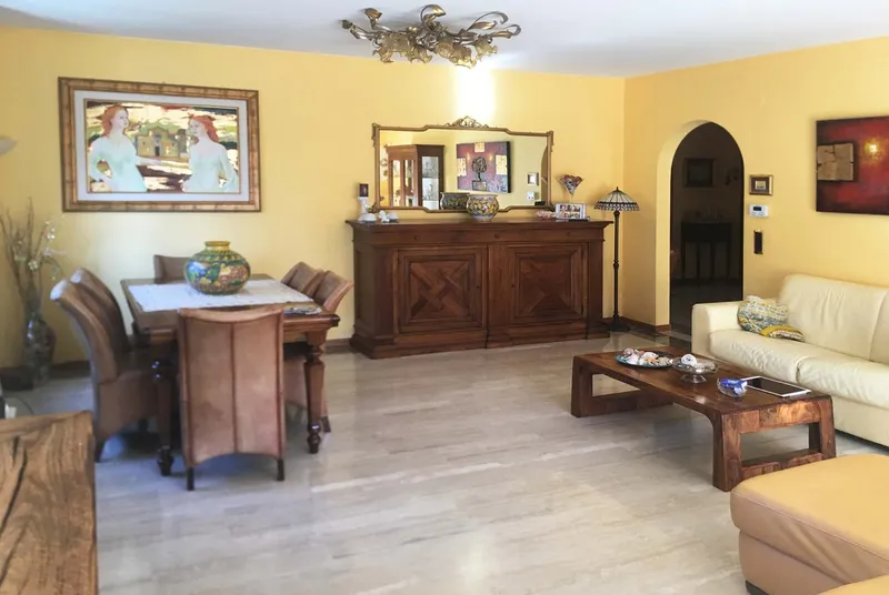 LUMINOSO E GRANDE 4.5 LOCALI CON VISTA APERTA A PREGASSONA, foto 3