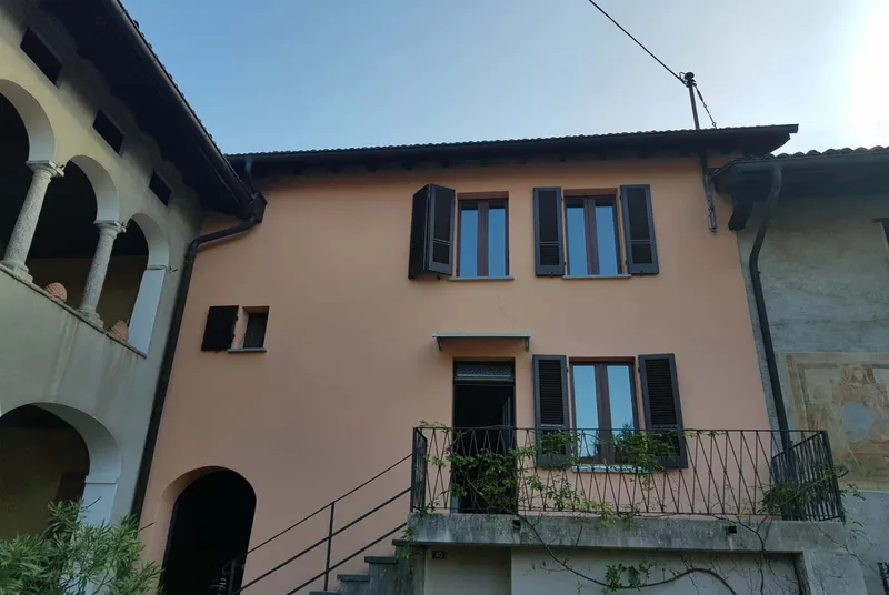 CASA DI NUCLEO 4.5 LOCALI CON AMPIO GIARDINO A MONTEGGIO, photo 2