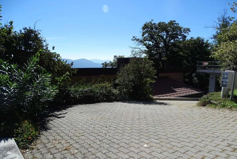 AMPIA VILLA 7.5 LOCALI CON LIFT E VISTA PANORAMICA A VERNATE, foto 13