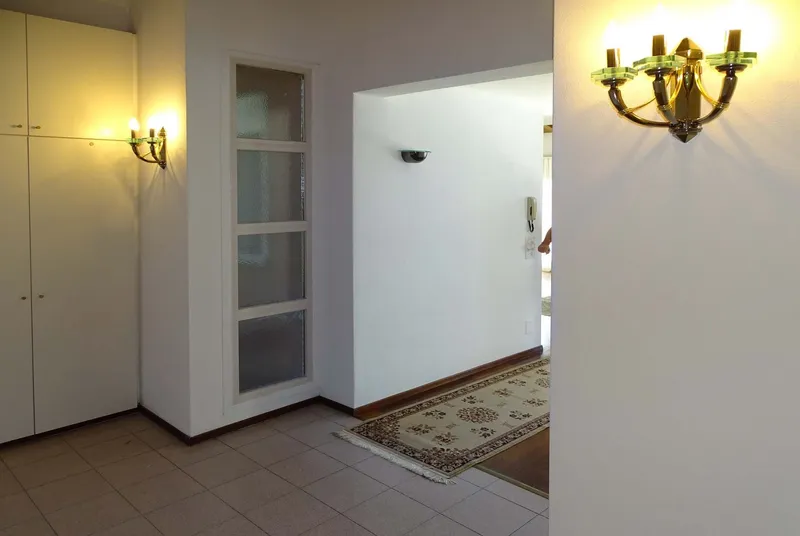 AMPIA VILLA 7.5 LOCALI CON LIFT E VISTA PANORAMICA A VERNATE, foto 9