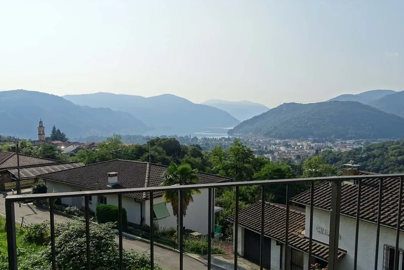 APPARTAMENTO 3.5 LOC. NUOVO E MODERNO CON VISTA LAGO A NEGGI, foto 4