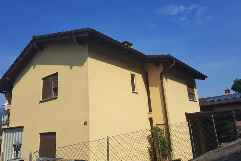CASA 5.5 LOCALI, GIARDINO E VISTA APERTA A PREGASSONA ALTA, foto 1