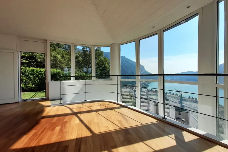 VILLA 5.5 LOCALI CON PANORAMICA VISTA LAGO A ROVIO, foto 3