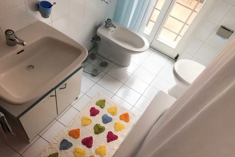 AMPIA CASA GEMELLA CON MANSARDA E GIARDINO PRIVATO A TAVERNE, foto 9