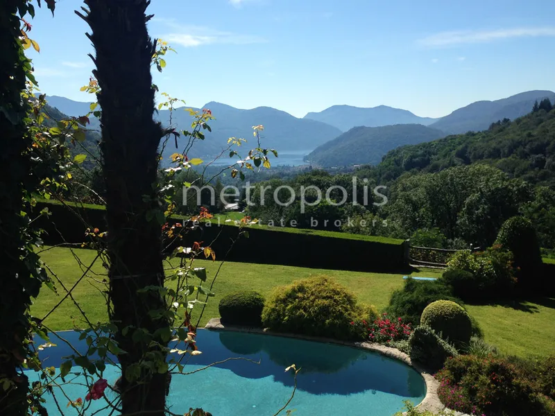 VILLA DI DESIGN VISTA LAGO CON RUSTICO E PISCINA A CURIO, foto 10