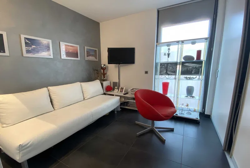 PRESTIGIOSO ATTICO 6.5 CON ROOF GARDEN AD AGNO, Foto 9