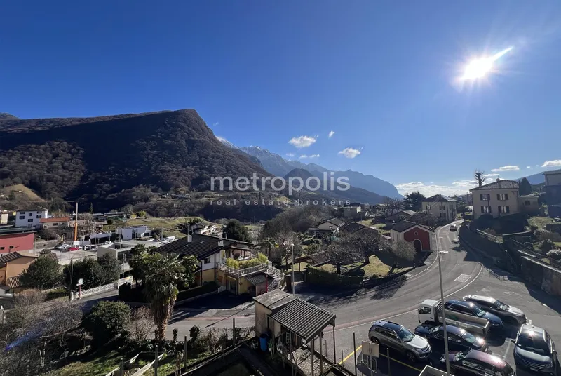 APPARTAMENTO 3.5 DI CHARME IN CASA CARATTERISTICA AD AROGNO, foto 4